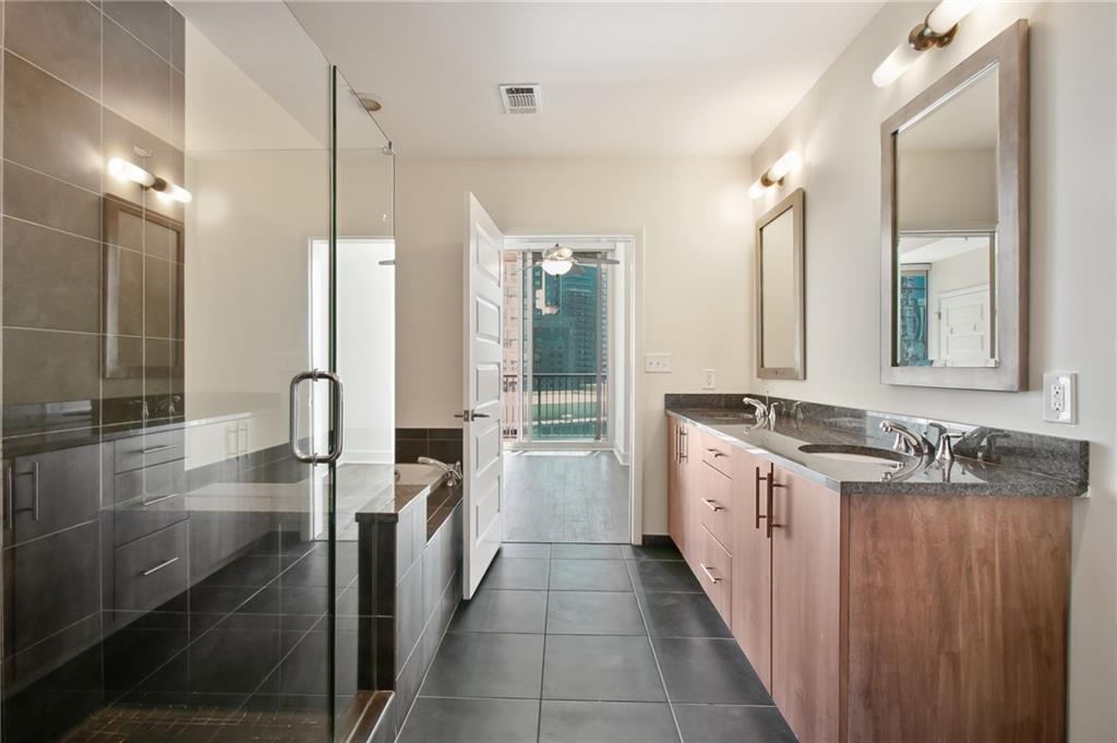 1080 Peachtree Street NE Unit 1304