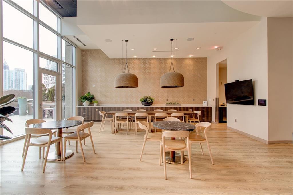 1080 Peachtree Street NE Unit 1304