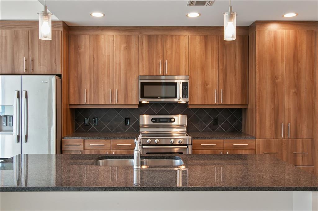 1080 Peachtree Street NE Unit 1304