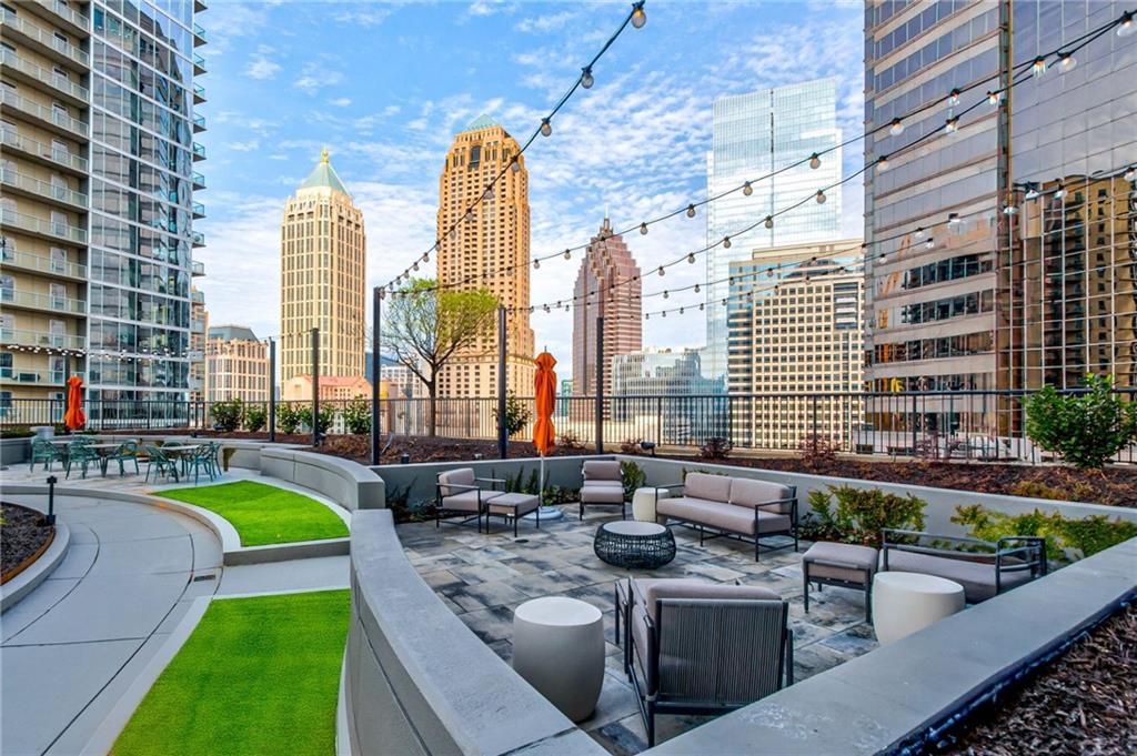 1080 Peachtree Street NE Unit 1304