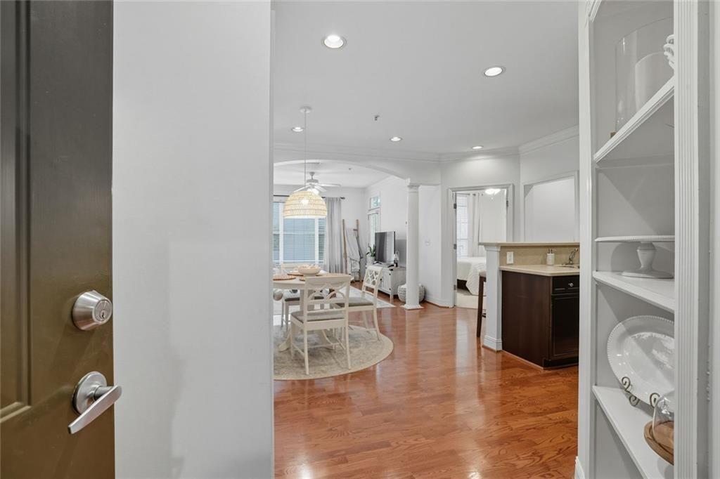 2306 Stratford Commons