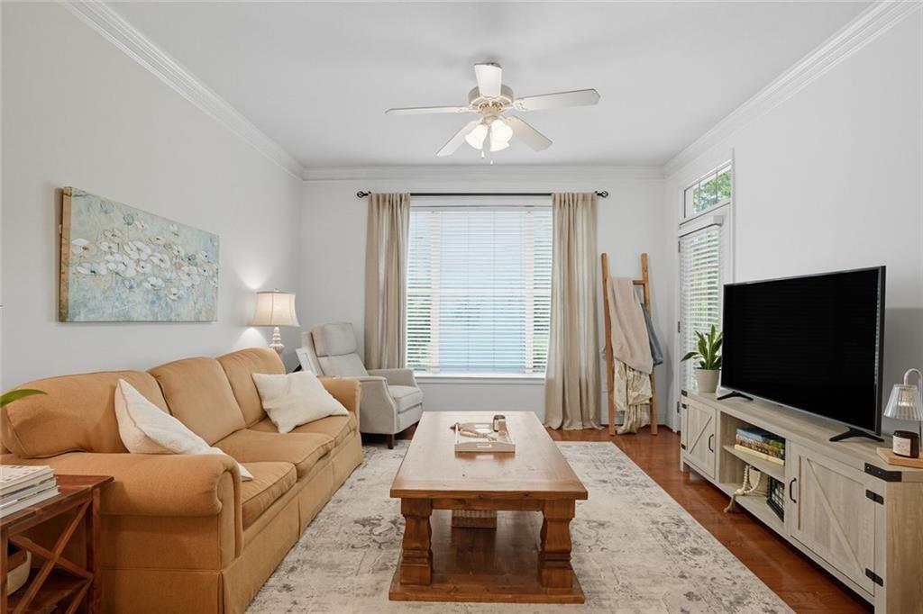 2306 Stratford Commons