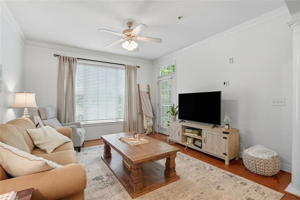 2306 Stratford Commons