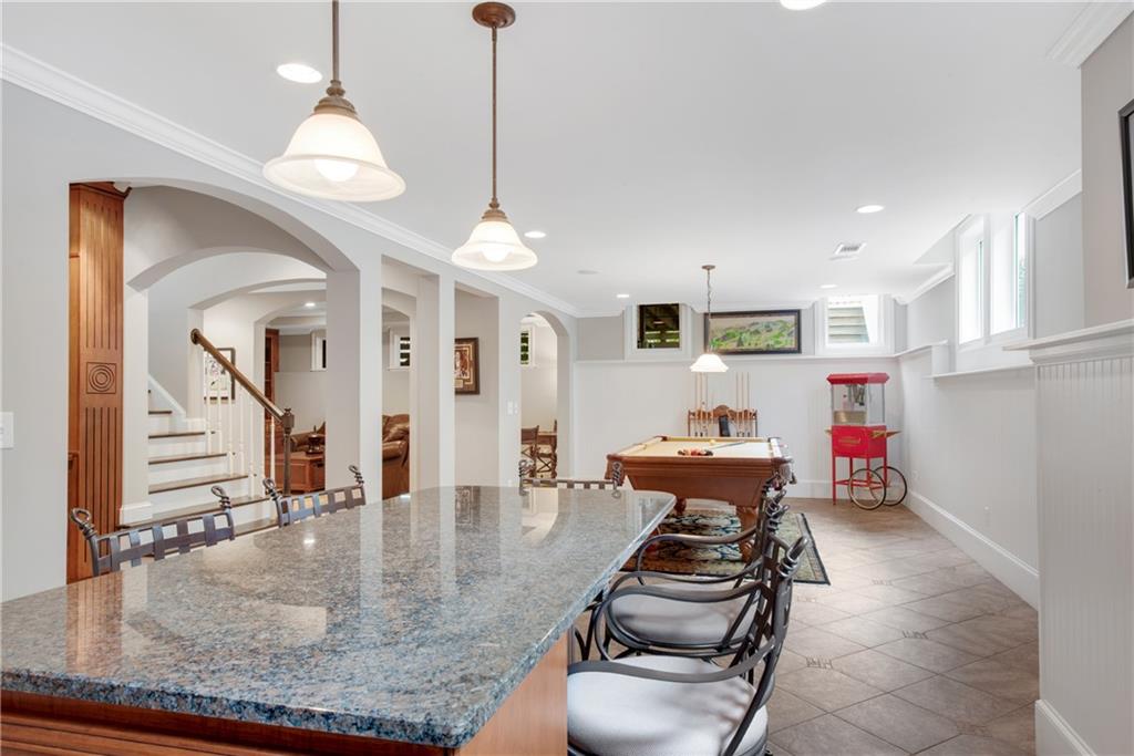1850 E Gate Cove