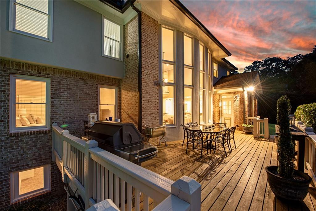 1850 E Gate Cove