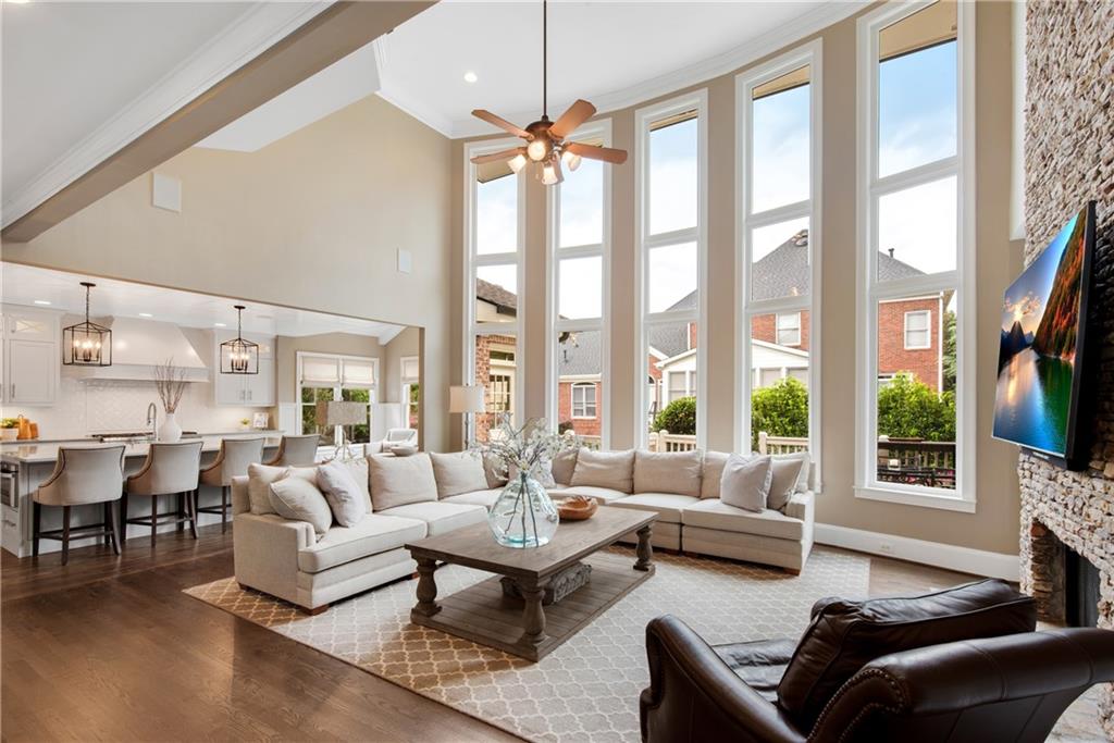 1850 E Gate Cove