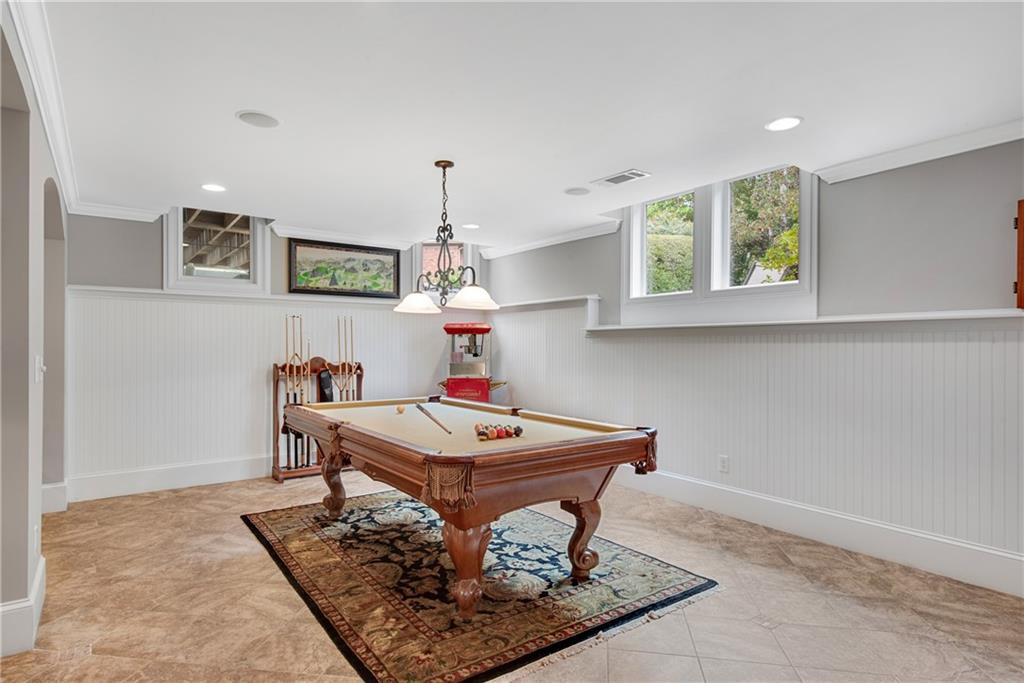 1850 E Gate Cove