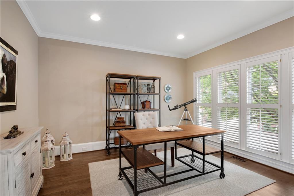 1850 E Gate Cove