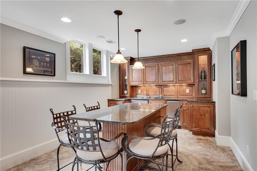 1850 E Gate Cove
