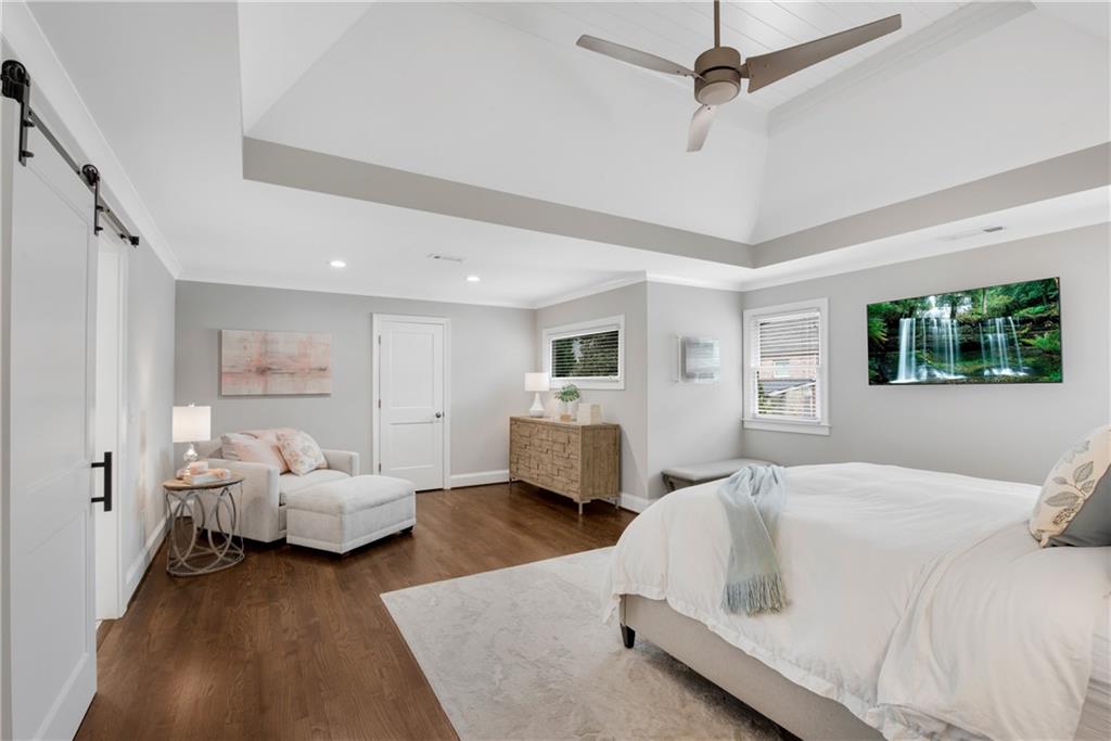 1850 E Gate Cove
