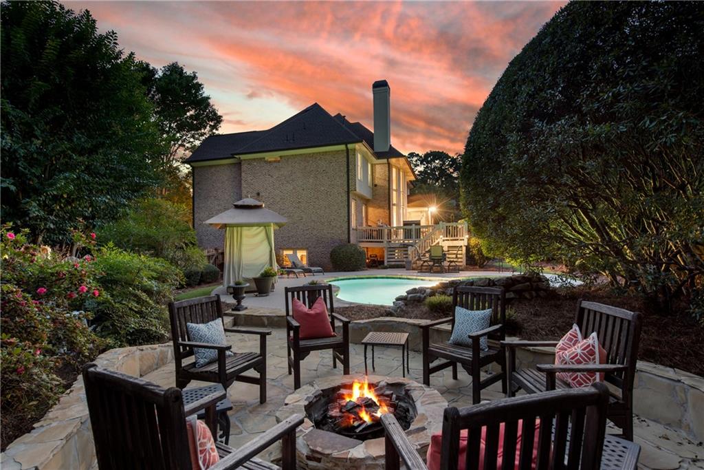 1850 E Gate Cove