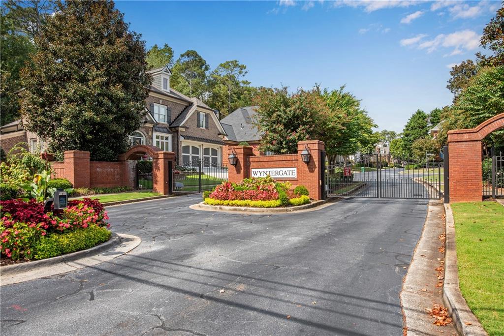 1850 E Gate Cove