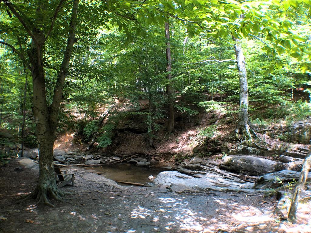 1850 E Gate Cove