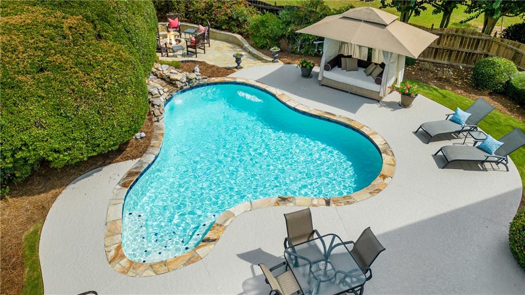 1850 E Gate Cove