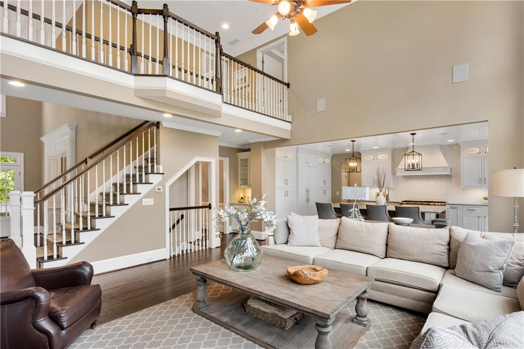 1850 E Gate Cove