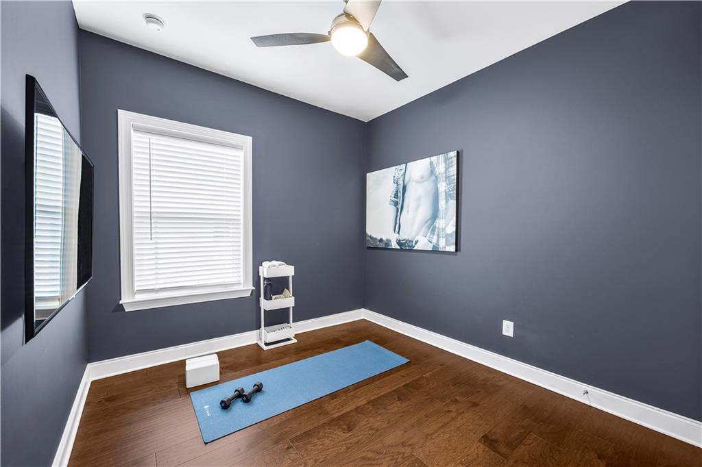2013 Rockledge Road NE