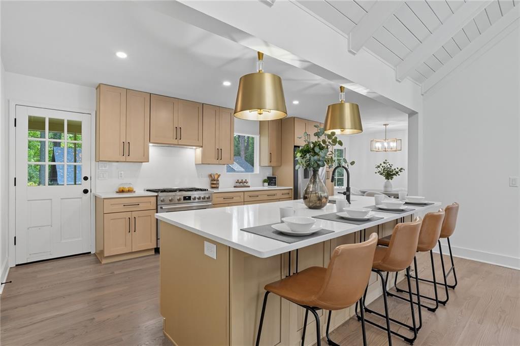 5786 Broxton Circle