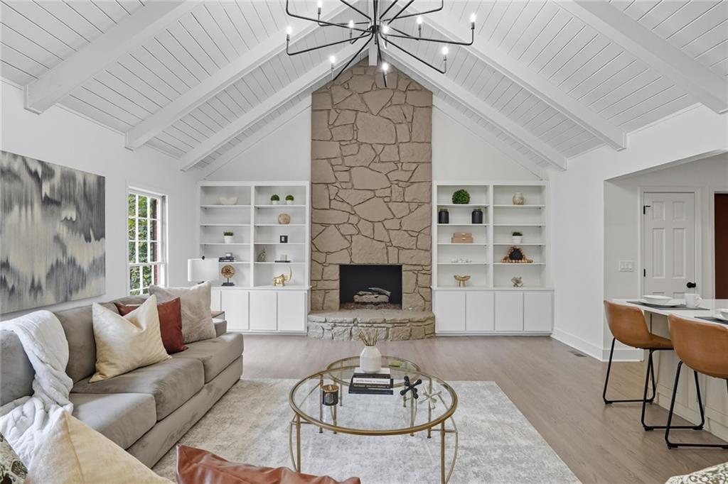 5786 Broxton Circle