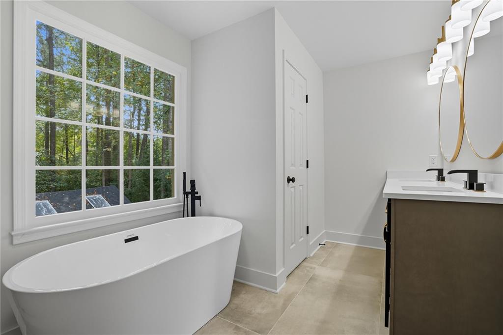 5786 Broxton Circle