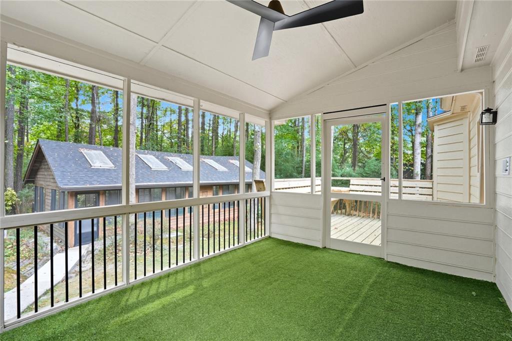 5786 Broxton Circle