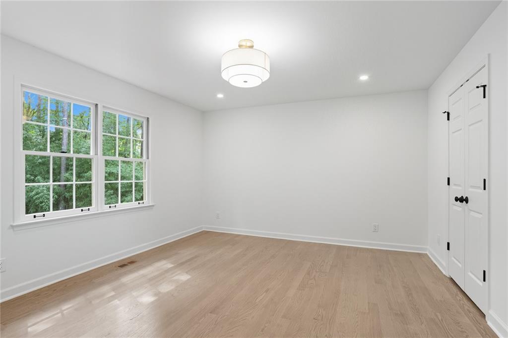5786 Broxton Circle