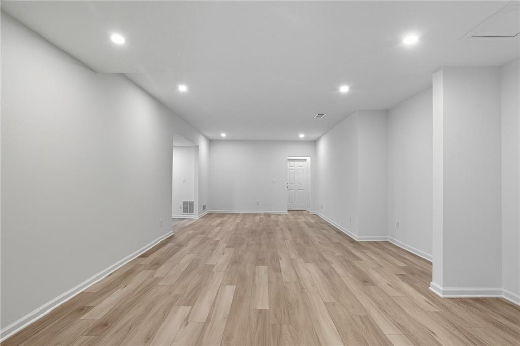 5786 Broxton Circle