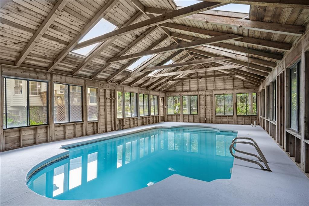 5786 Broxton Circle