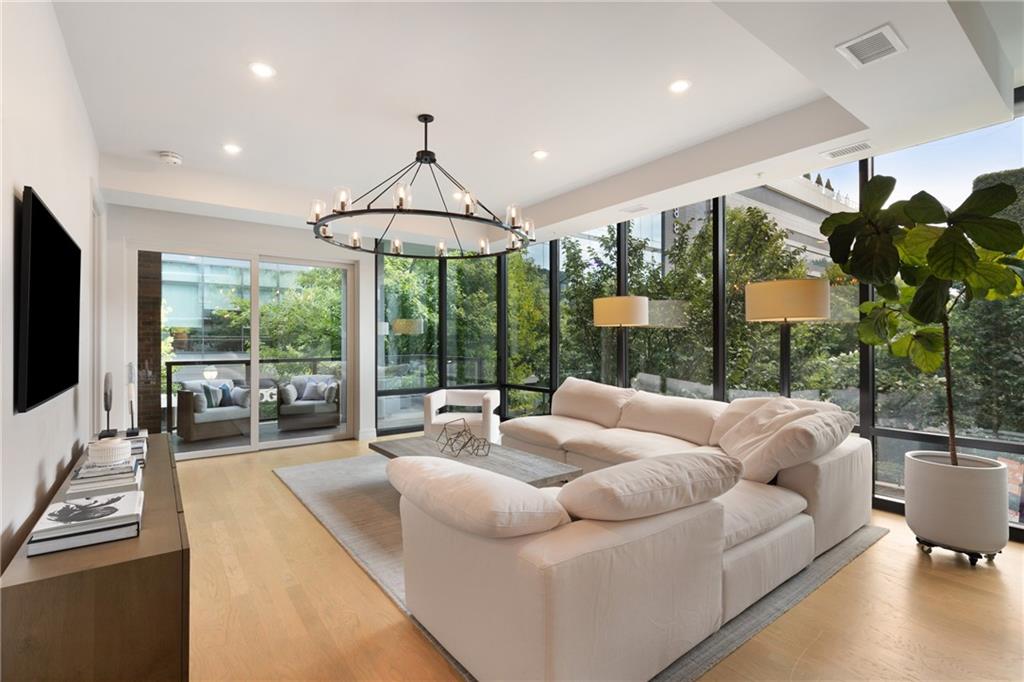 867 Peachtree Street NE Unit 203