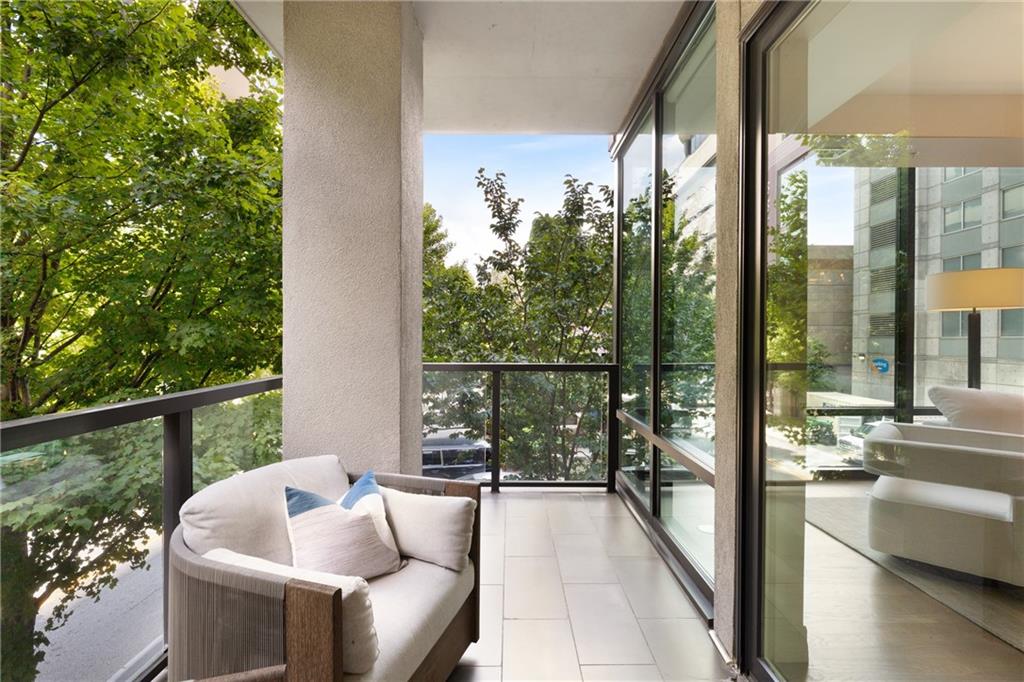 867 Peachtree Street NE Unit 203