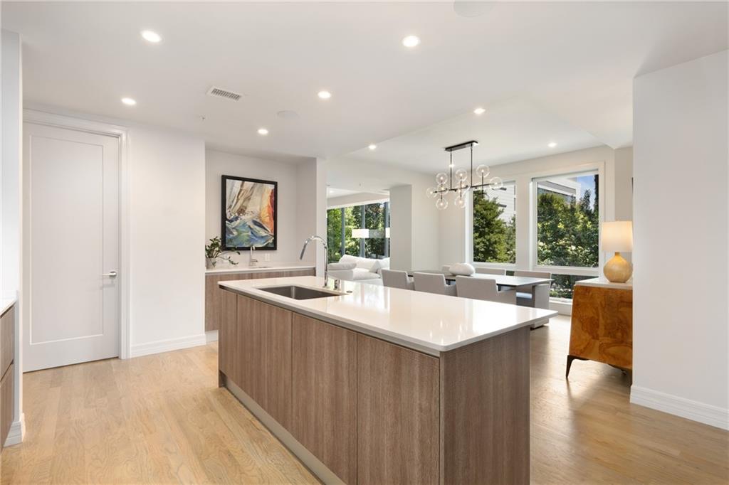 867 Peachtree Street NE Unit 203