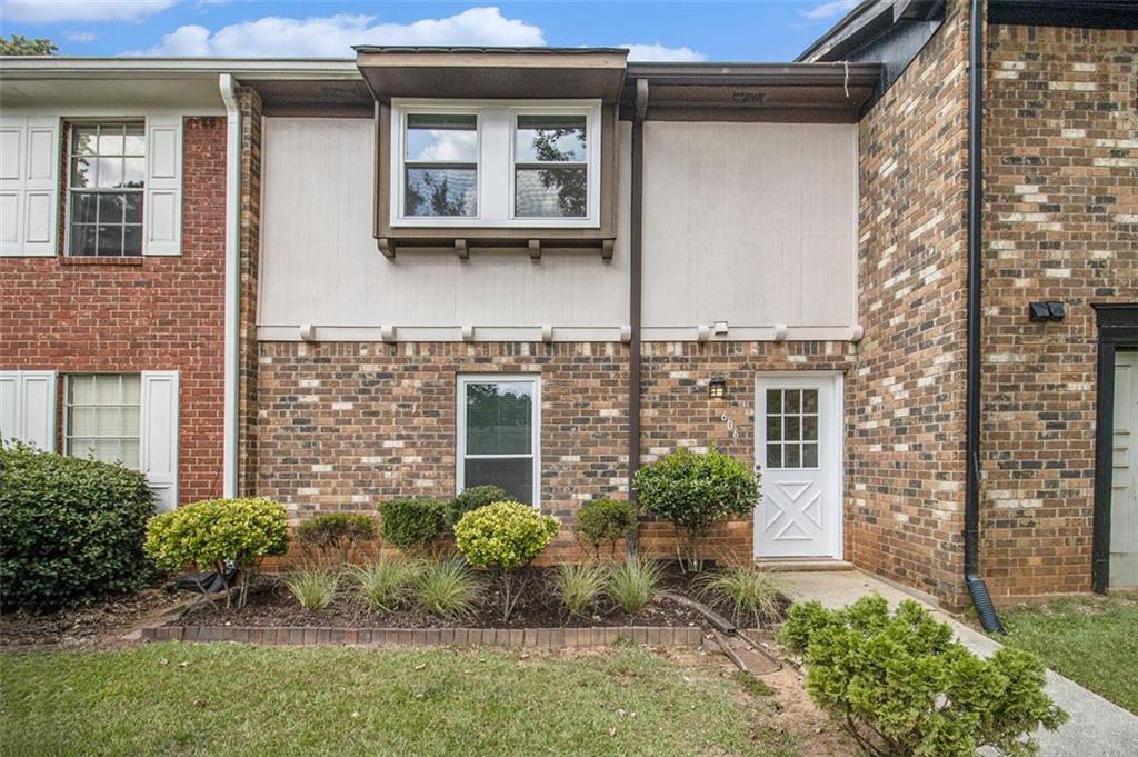 606 Garden Walk Drive