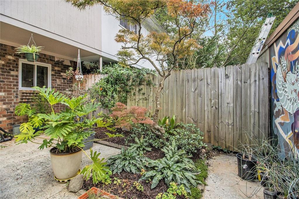 606 Garden Walk Drive