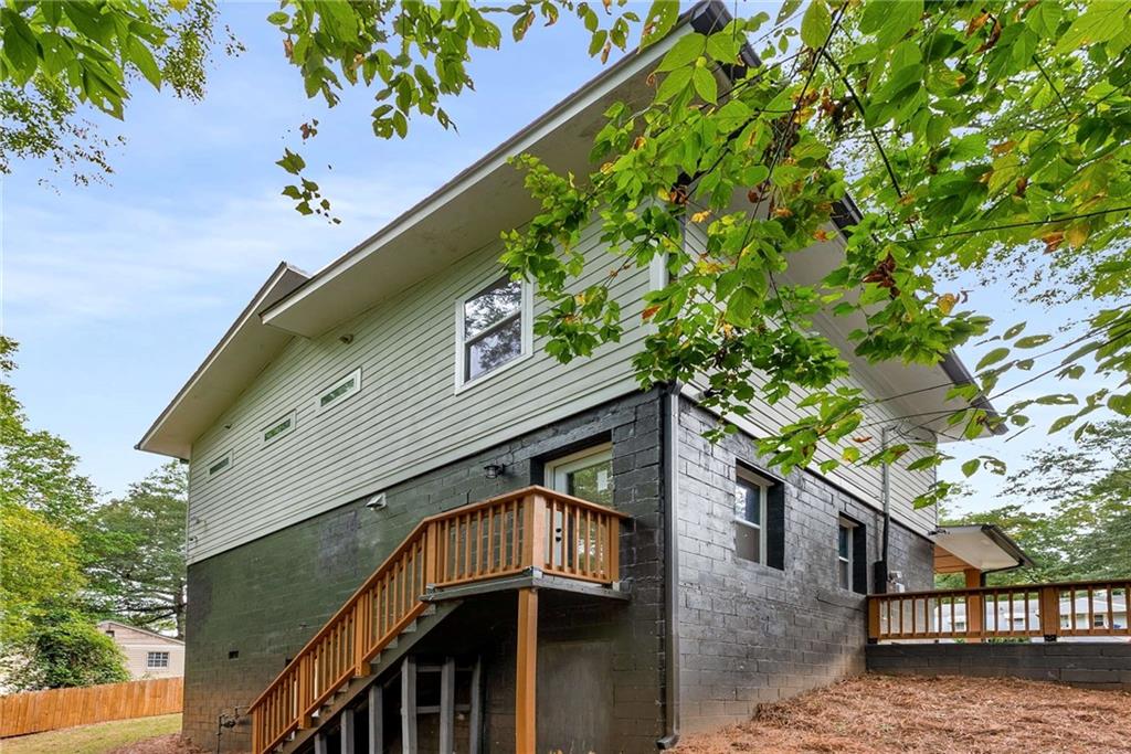 1335 Elizabeth Avenue SW