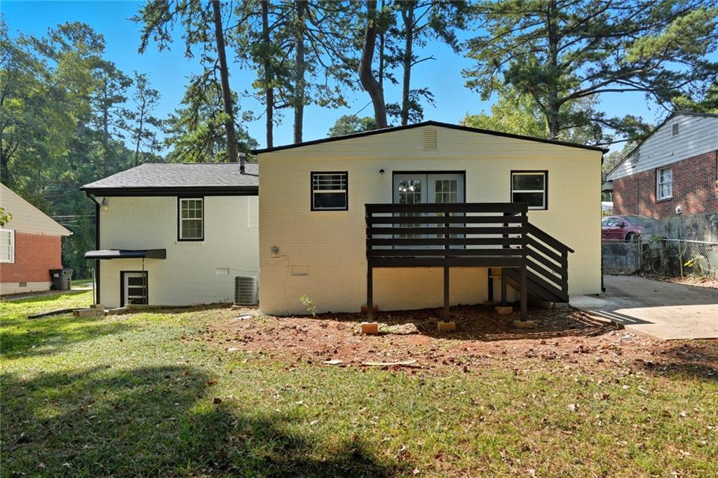 2461 Old Colony Road