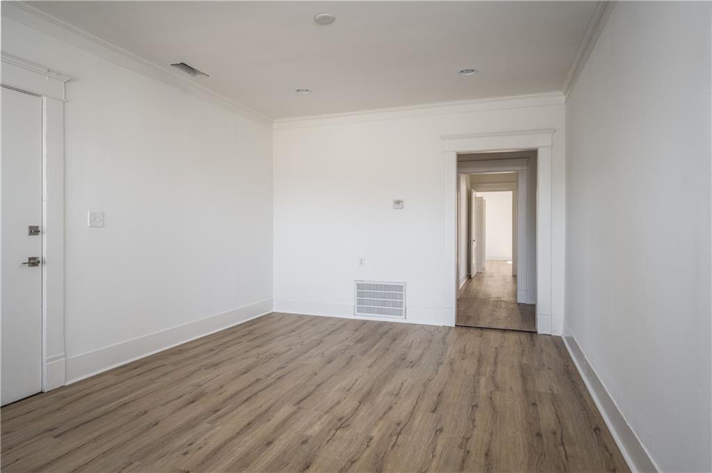 600 Parkway Drive NE