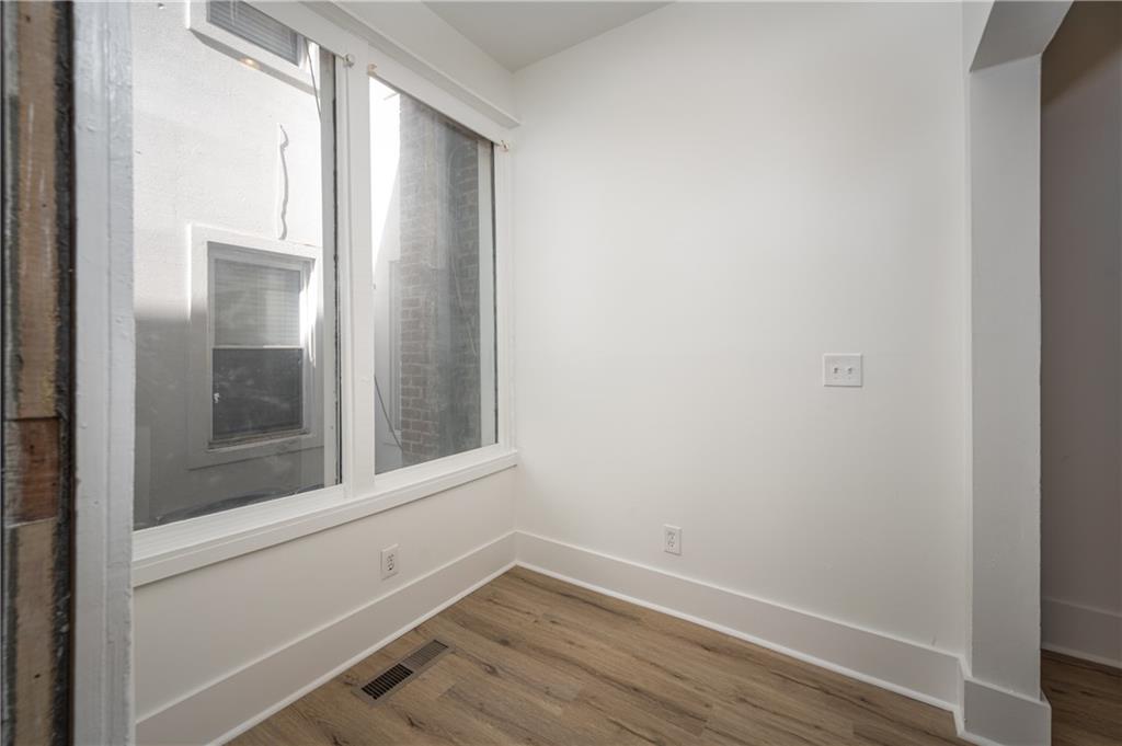 600 Parkway Drive NE