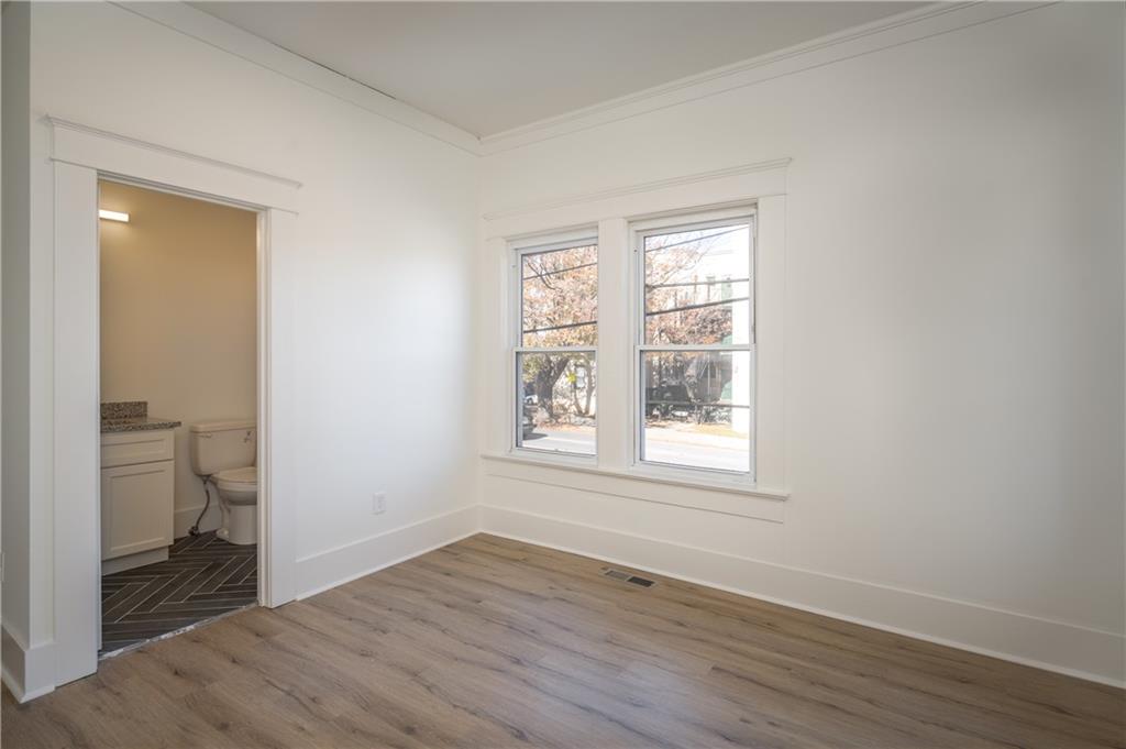 600 Parkway Drive NE