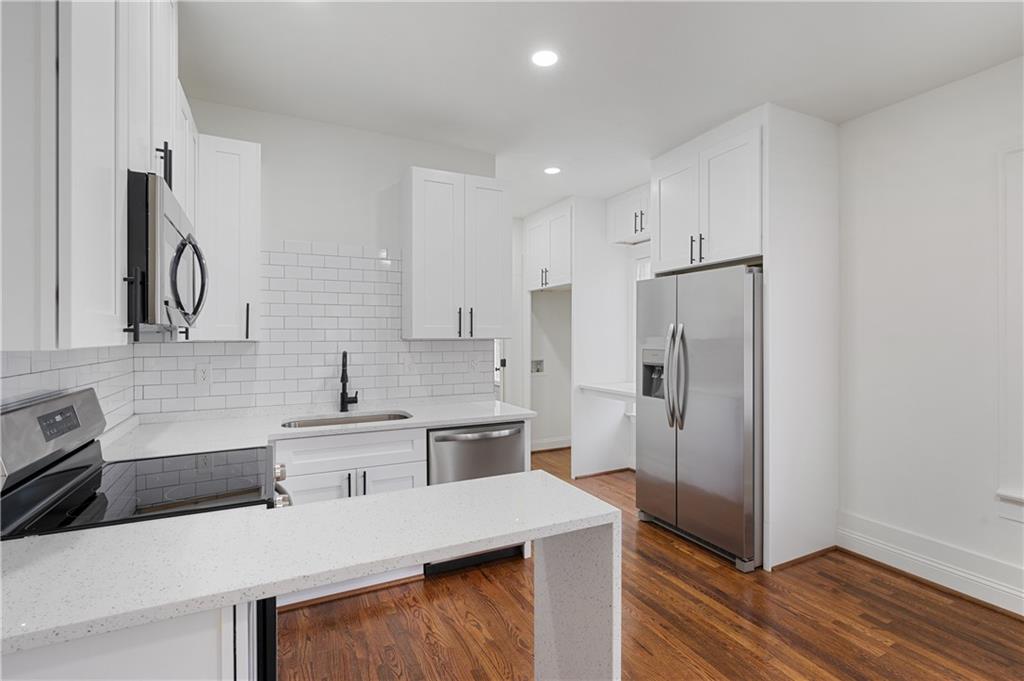 405 4th Street Unit 2