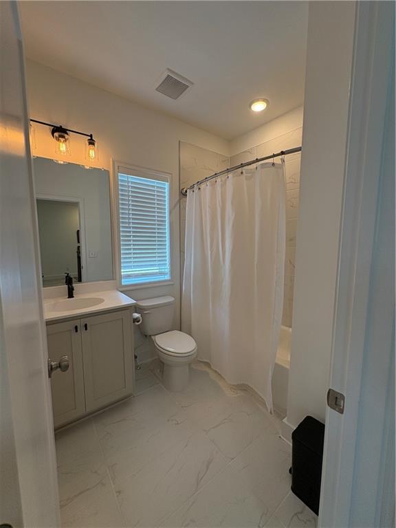 2523 Oakbourne Lane