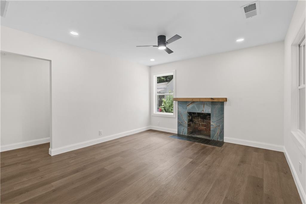 1658 Altadena Place SW