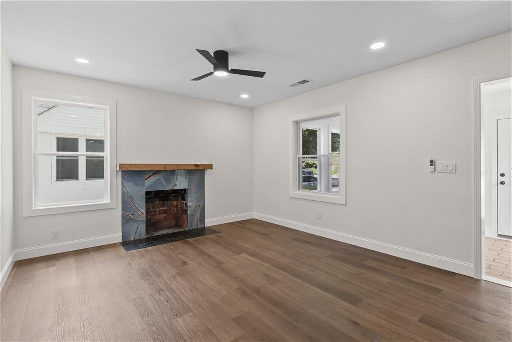1658 Altadena Place SW