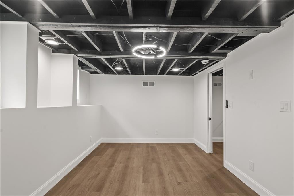 1658 Altadena Place SW