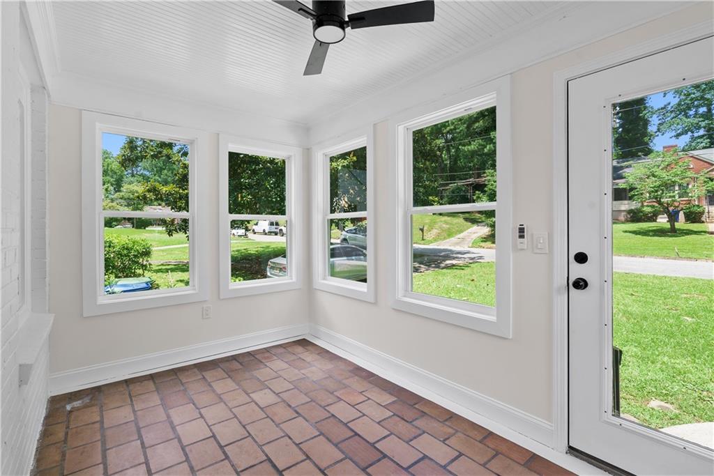 1658 Altadena Place SW