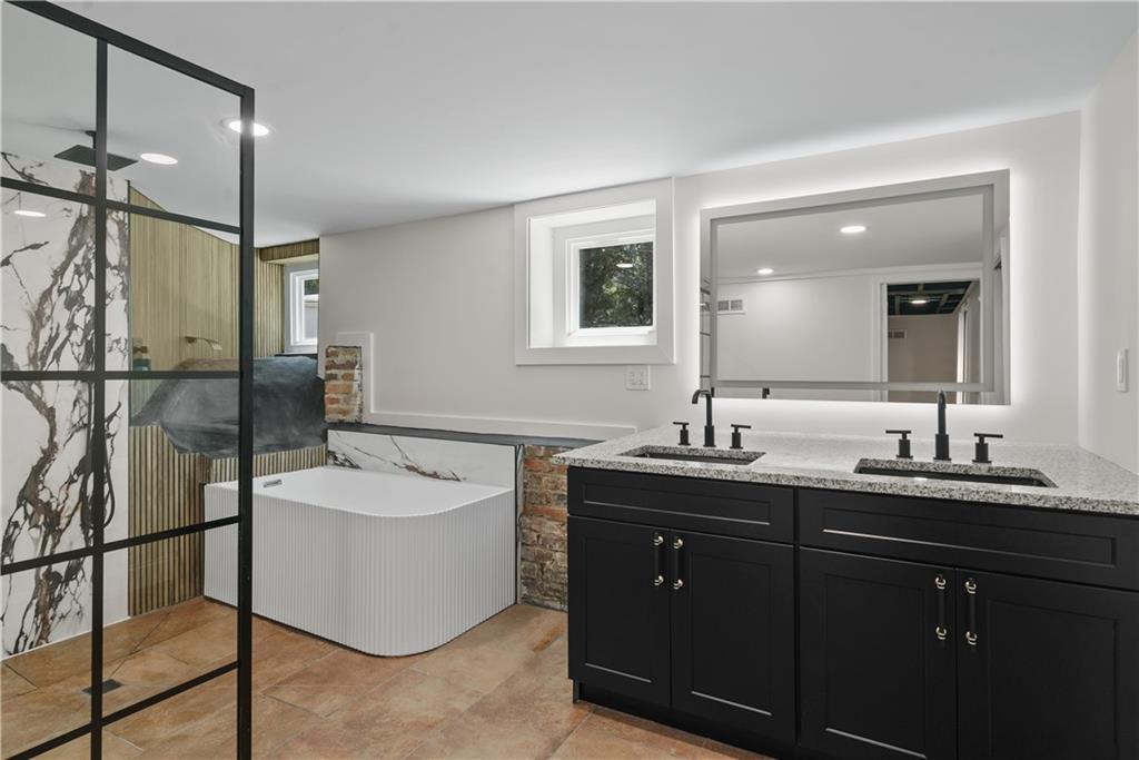 1658 Altadena Place SW