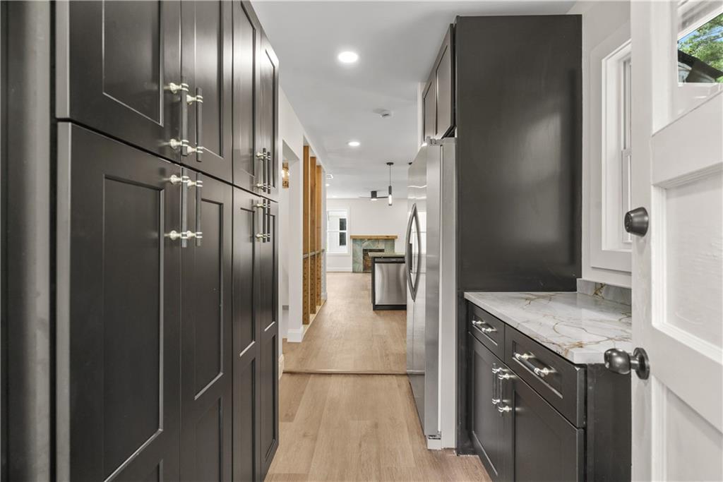 1658 Altadena Place SW
