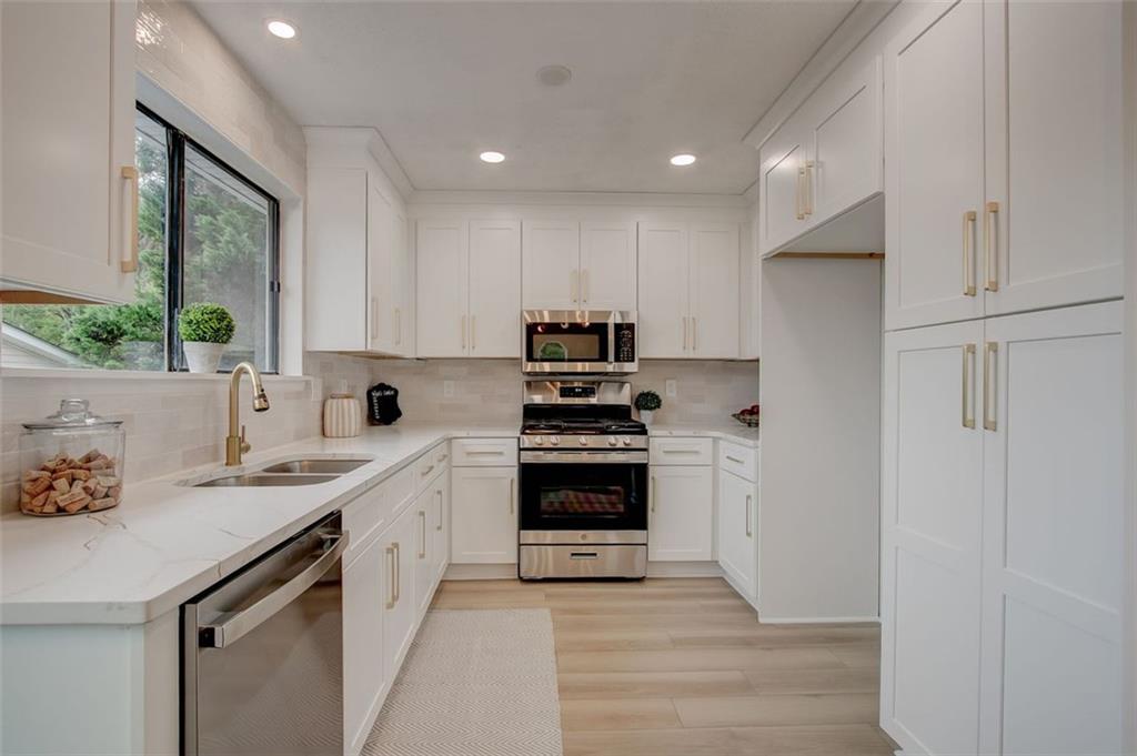 282 Park Ridge Court