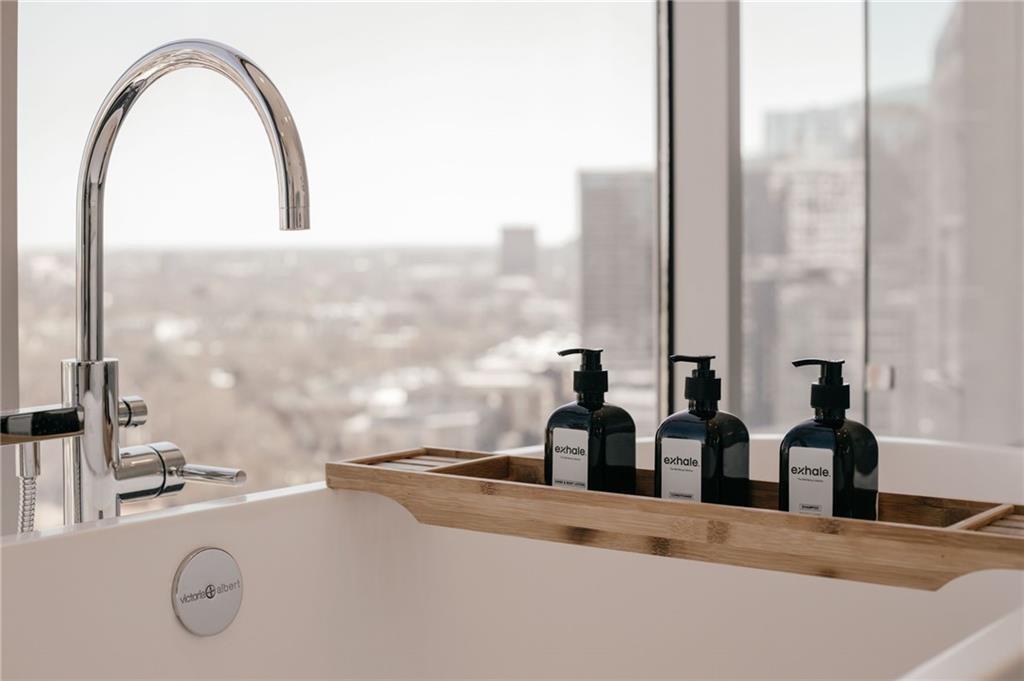 1065 Peachtree Street NE Unit 3105