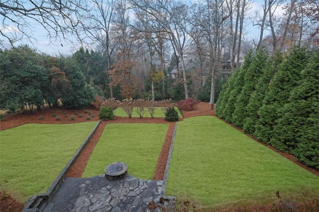 4084 Peachtree Dunwoody Road NE