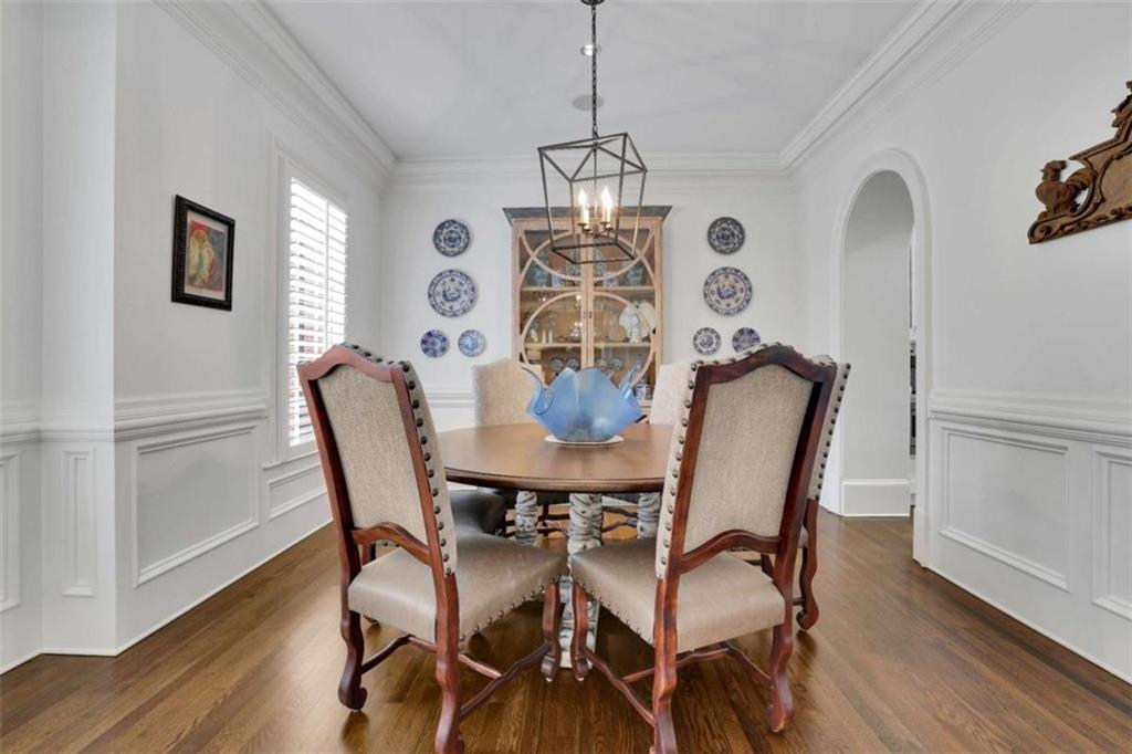 4084 Peachtree Dunwoody Road NE