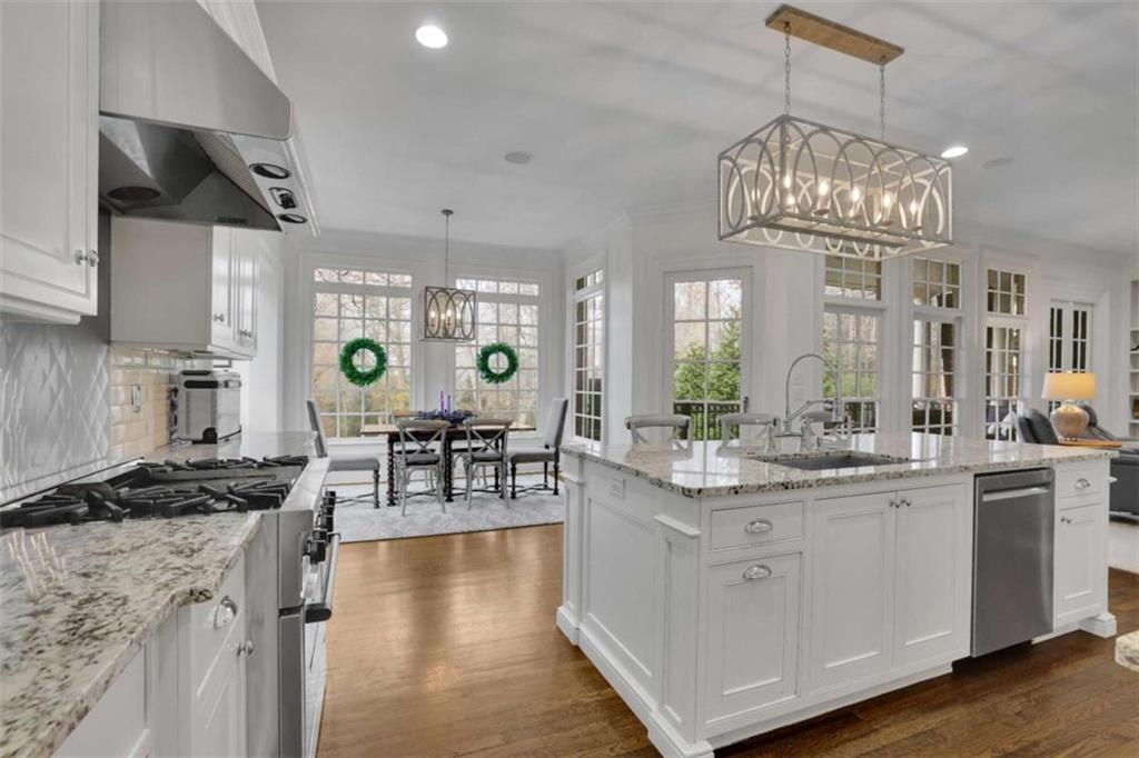 4084 Peachtree Dunwoody Road NE